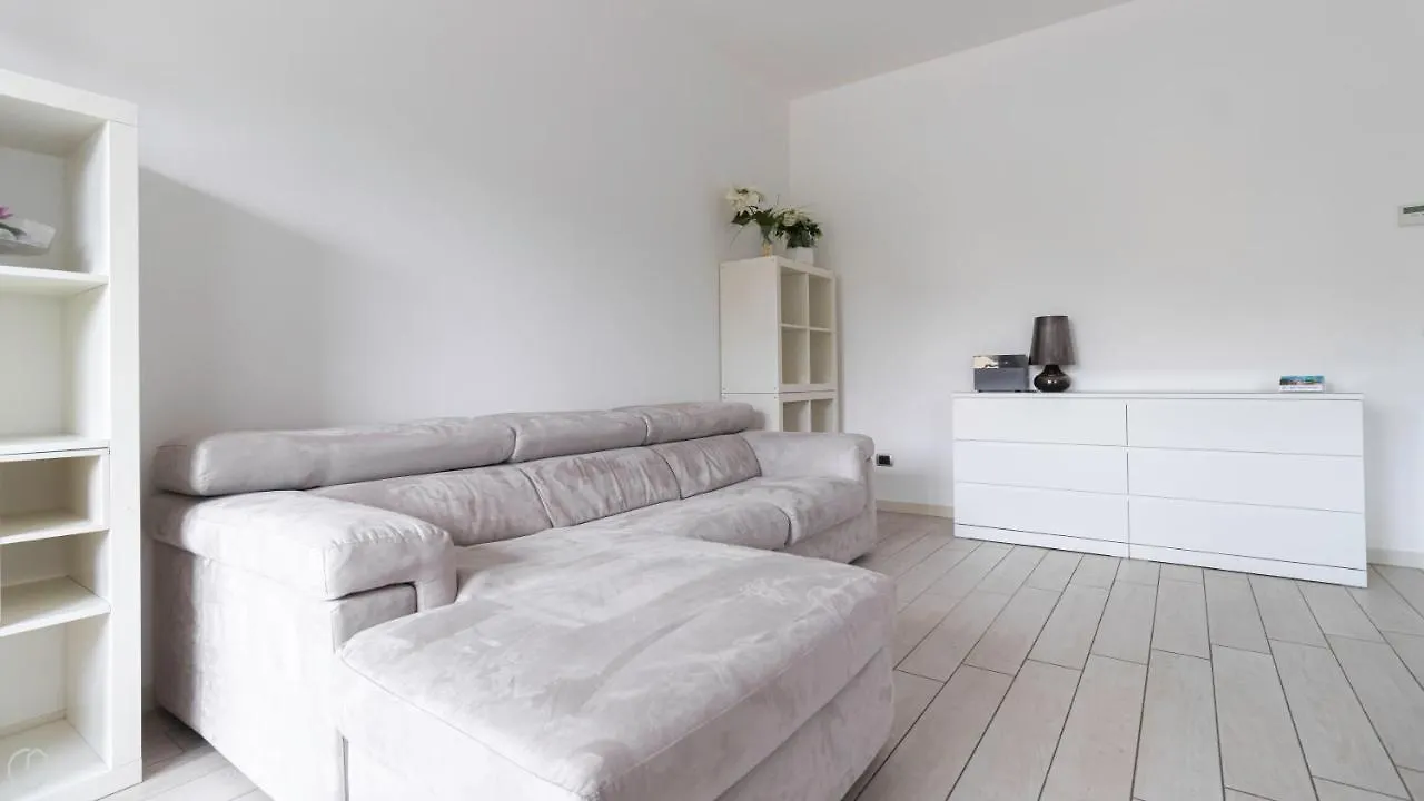 Italianway - Calvino 9 Apartment Milan 0*,  Italy